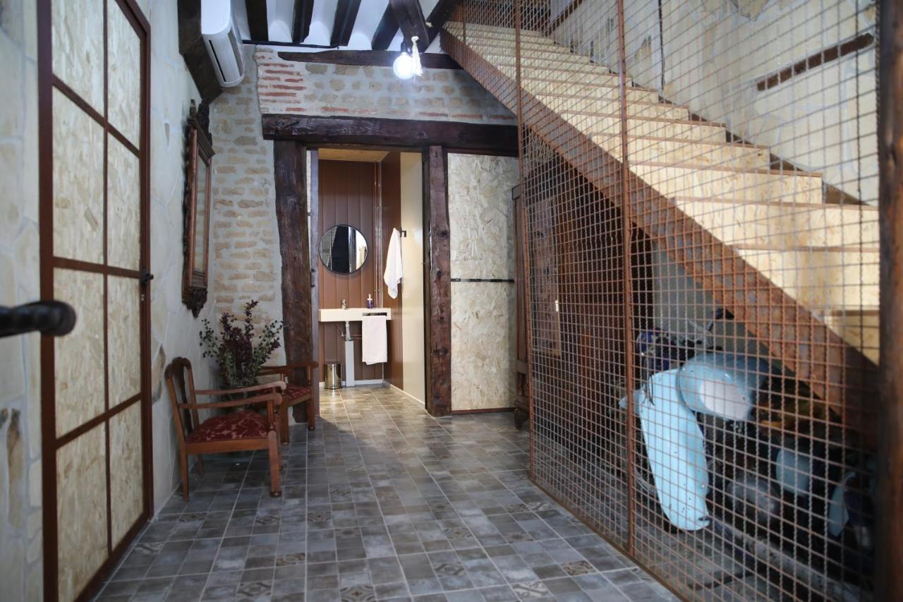 Casa Ruina Guest House Nava del Rey Exterior photo